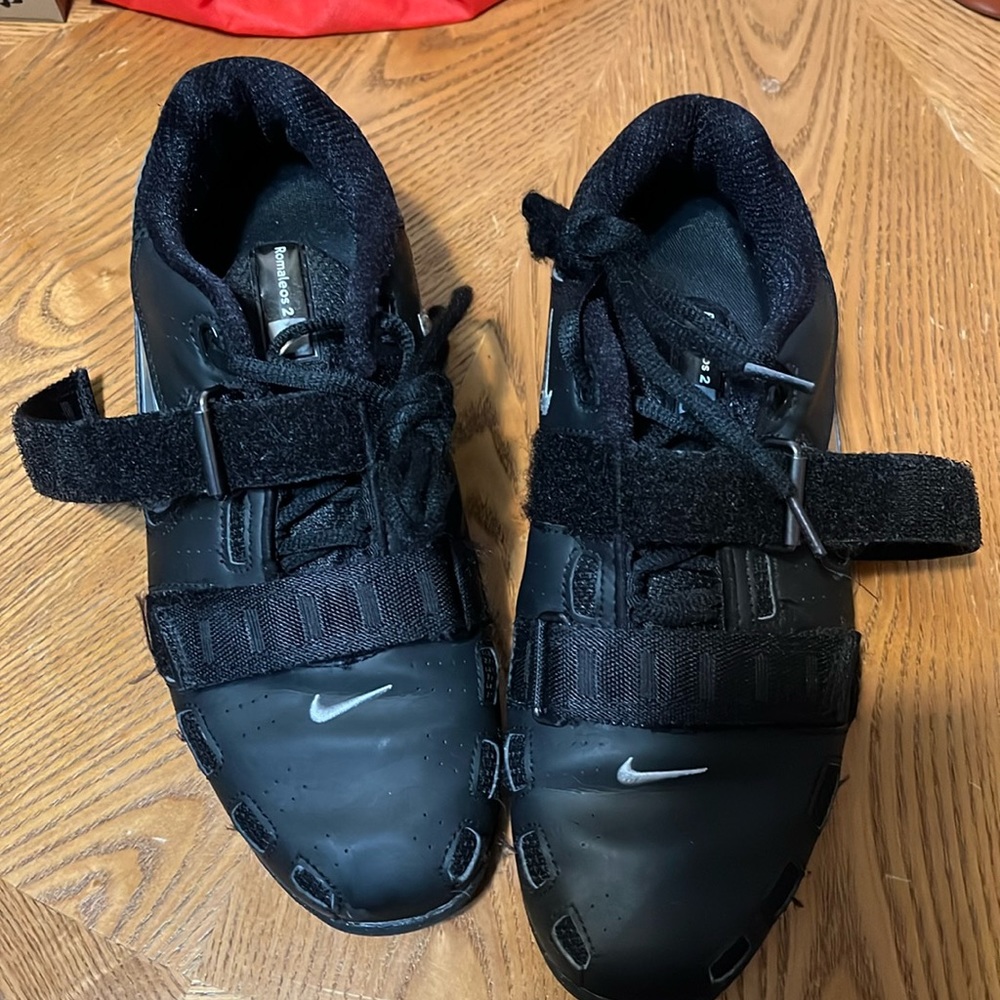 nike romaleos 2 size 9 women’s